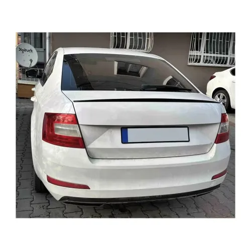 Eleron portbagaj auto Skoda Octavia III 2013-2019 negru piano black