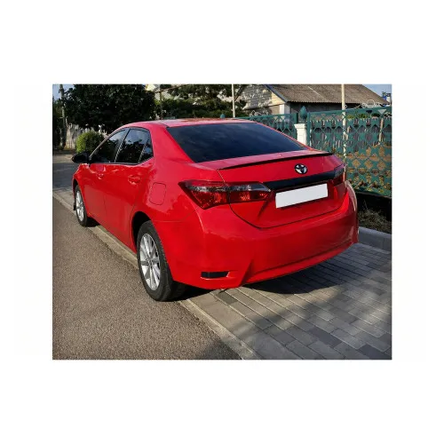 Eleron portbagaj auto Toyota Corolla 2013-2018 negru piano black