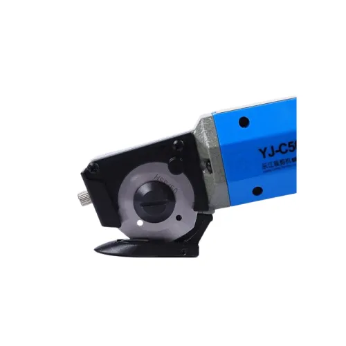Foarfeca electrica rotativa fara fir cu lama 50 mm si 2 acumulatori — imaginea 3