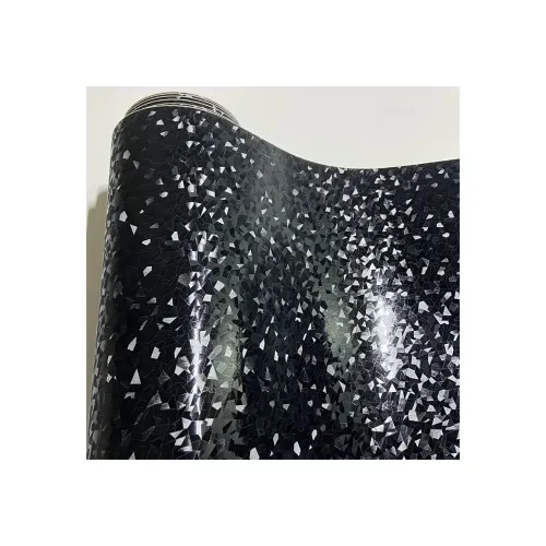 Folie auto autocolant PVC negru cu model 3D si tehnologie anti-bule 1.52m x 28m — imaginea 2
