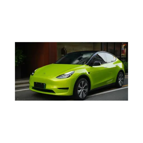 Folie auto PET Premium galben liquid metal lime pentru colantare caroserie cu tehnologie anti-bule 1m x 1.52m — imaginea 2