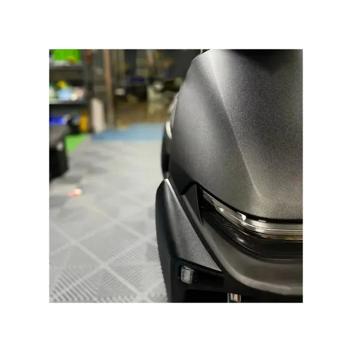 Folie auto PET Premium negru mat texturat pentru colantare caroserie cu tehnologie anti-bule 16m x 1.52m — imaginea 2