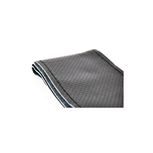 Husa volan auto din piele cu gaurele neagra cu ac si ata marime M 38 cm — imaginea 4