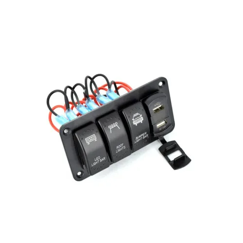 Panou de control cu voltmetru, 3 întrerupătoare și USB — imaginea 2