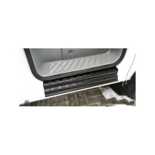 Protectie praguri usa compatibile Volkswagen Crafter 2006–2016 — imaginea 2