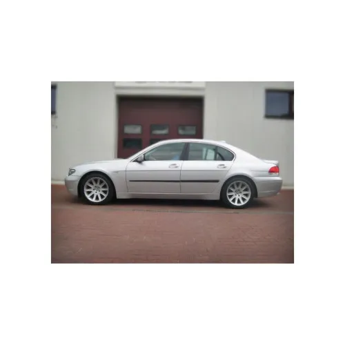 Set 4 bandouri usa compatibil BMW Seria 7 sedan 2002–2008